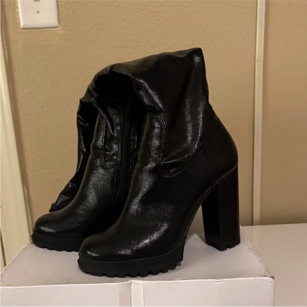 Aldo Black Heeled Boots for Women - Picture 4 of 6